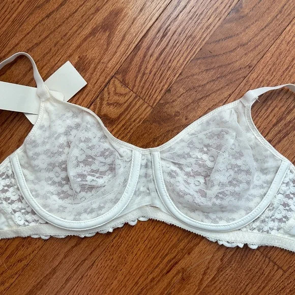 NWT Olga Simply Perfect Lace Underwire Bra 38B - Picture 4 of 5